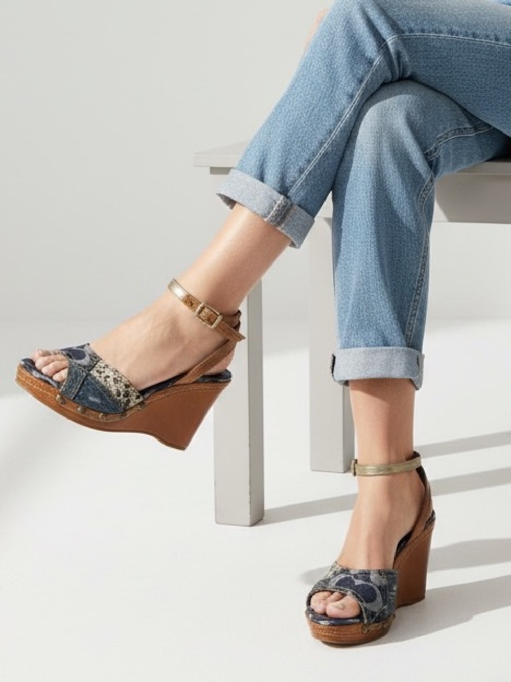 Coach Vintage Y2K Wedge Sandals with Denim and Tan Leather Ankle Strap Size 6